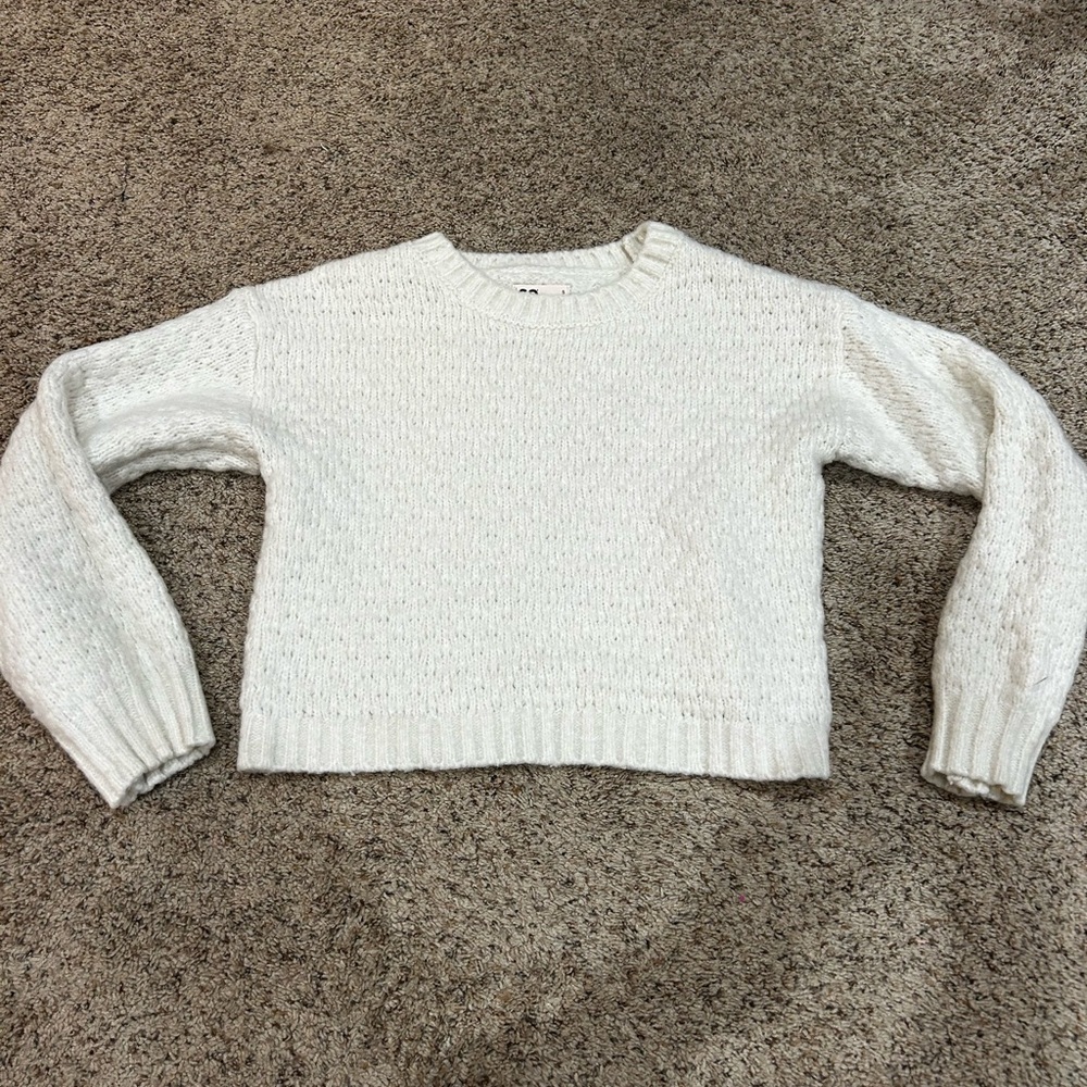 Women's white/ cream knit Sweater